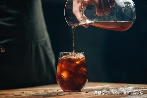 喝熱咖啡和冰咖啡的5大健康益處