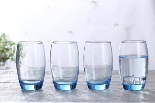 原來隔夜的水也可以喝？營養師：有一種情況是例外，不能喝下去