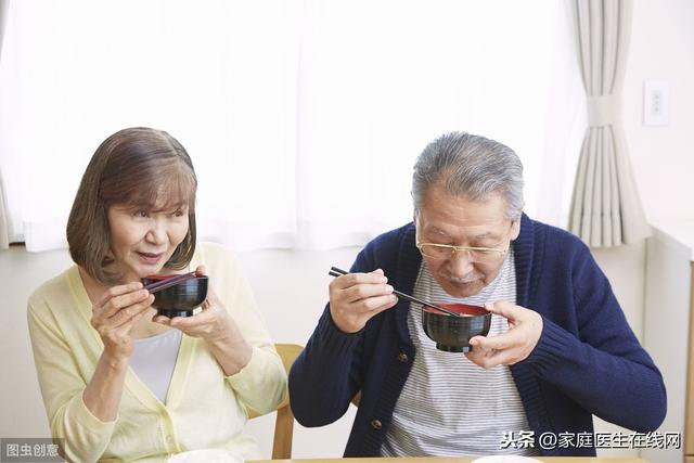 正常人活到多少歲算長壽？3件事堅持做好，長壽「不請自來」