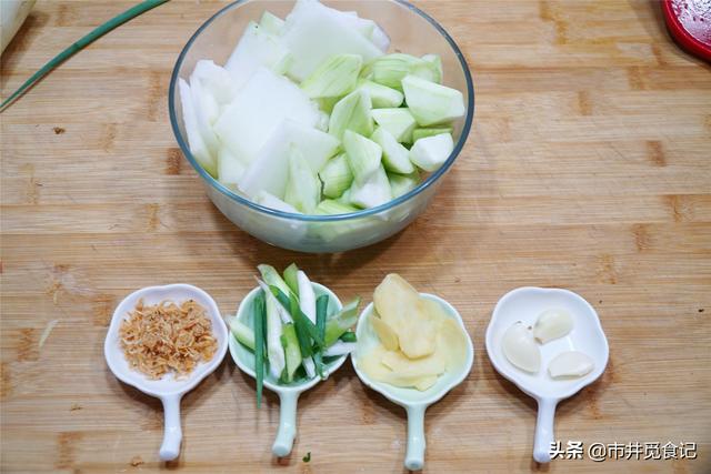 小暑過後，這湯多給家人喝，健康消暑味道鮮，天越熱越該喝