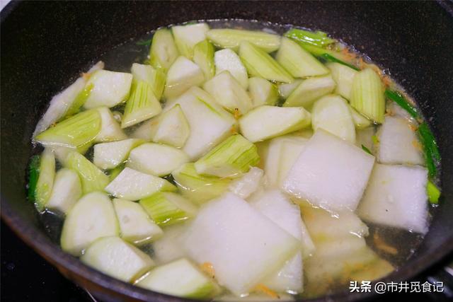小暑過後，這湯多給家人喝，健康消暑味道鮮，天越熱越該喝