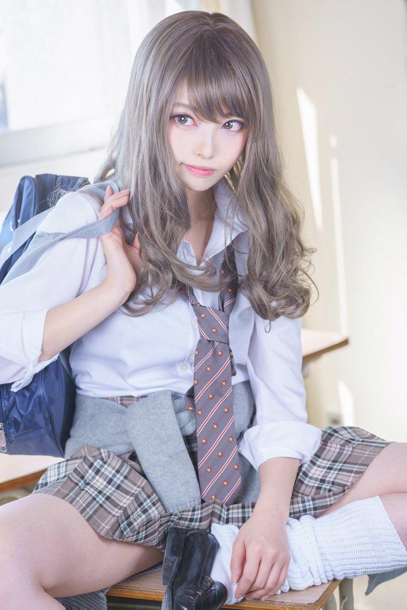 日本小惡魔Coser「シスル」清純中帶點邪氣，一個微笑就把所有粉絲都給勾走！