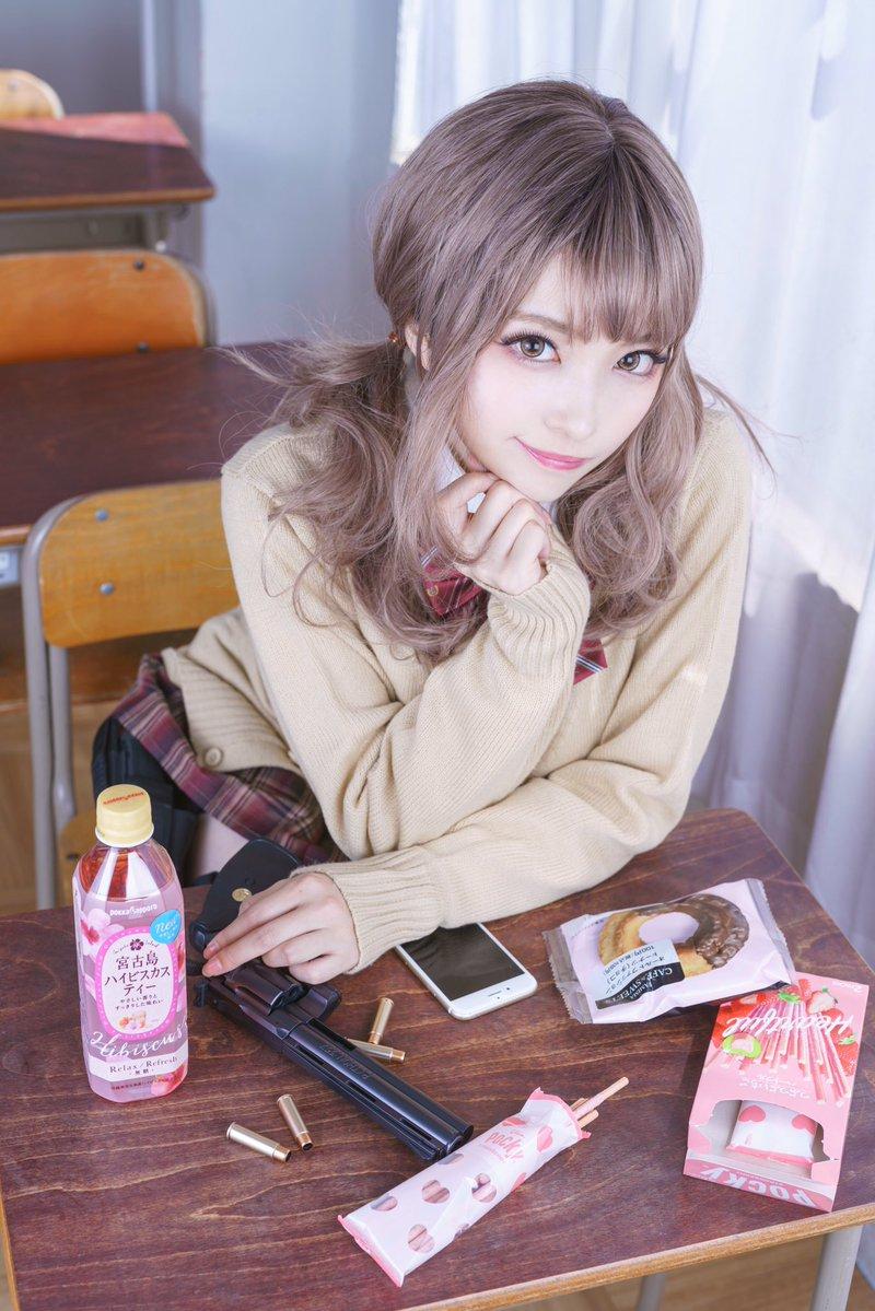 日本小惡魔Coser「シスル」清純中帶點邪氣，一個微笑就把所有粉絲都給勾走！