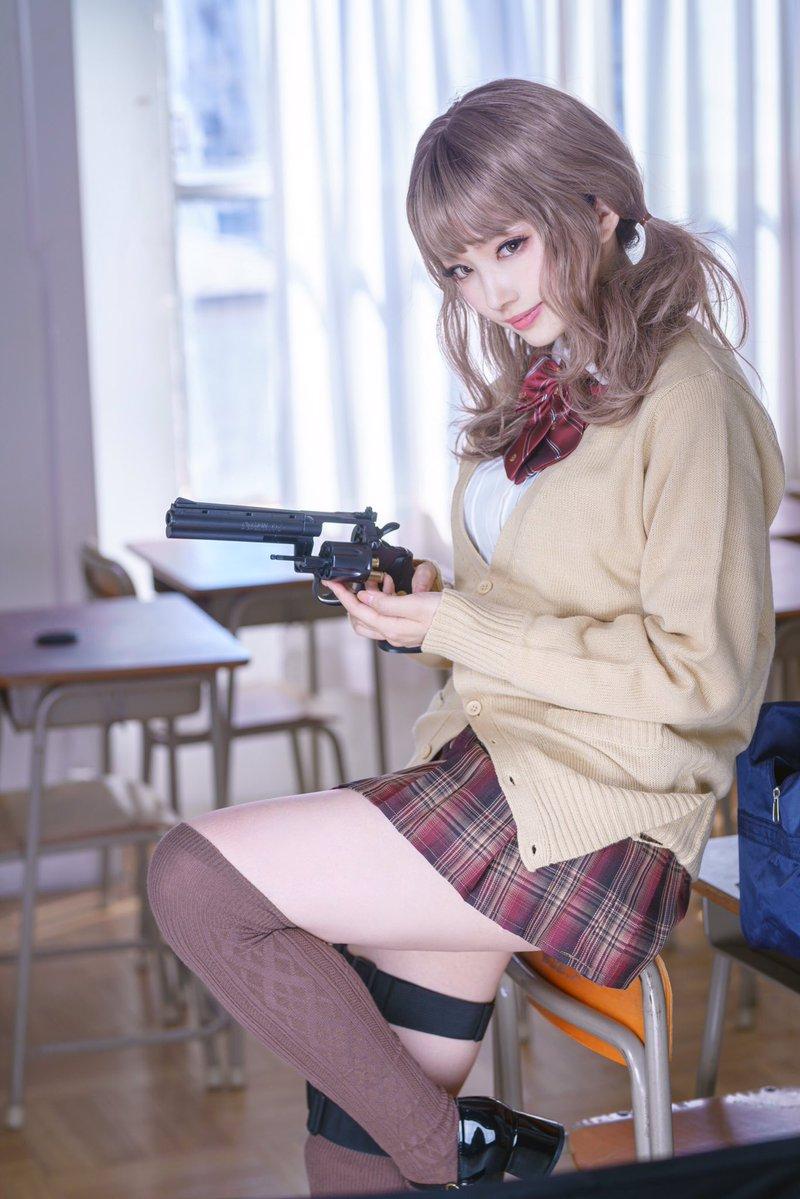 日本小惡魔Coser「シスル」清純中帶點邪氣，一個微笑就把所有粉絲都給勾走！