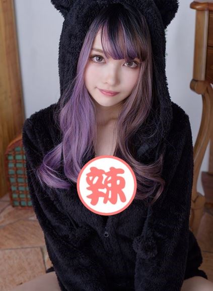 日本小惡魔Coser「シスル」清純中帶點邪氣，一個微笑就把所有粉絲都給勾走！