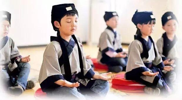 孩子，我允許你不優秀，但不允許你沒教養