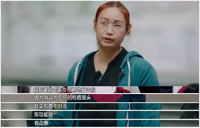 當心！這種奇葩的教養方式，正在悄悄偷走孩子的尊嚴、自信和智力