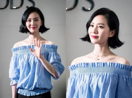 看劉詩詩與婆婆的照片，再看看高圓圓的，網友：沒對比就沒傷害！