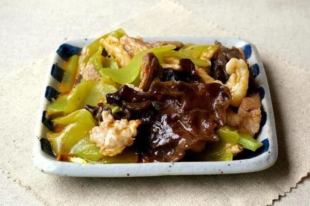 月子裡沒奶很頭疼？這7道月子餐，好吃不胖又下奶，快學起來