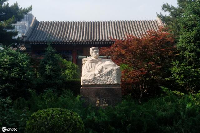 三大文豪居然是這樣啟蒙孩子的，虎媽鷹爸們了解一下？