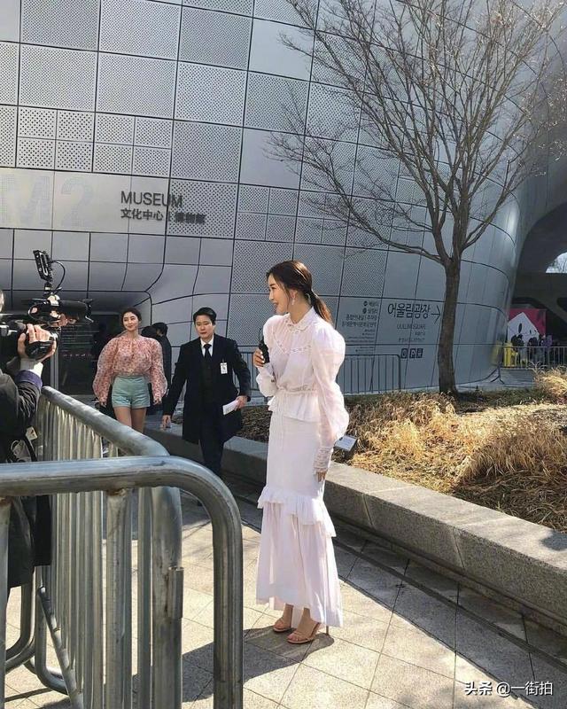 35歲女星「又改頭換臉」整個人變到認不出　前後差超大網：變得精緻少了清純
