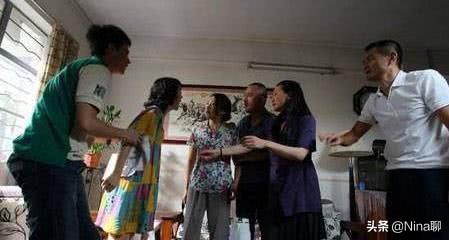 嬸嬸我結婚彩禮為啥都要給你？我養了你兩年多你是白眼狼麼！