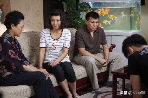 大姐我兒子要結婚，你欠的十萬能不能還給我啊；我沒錢咋還你啊