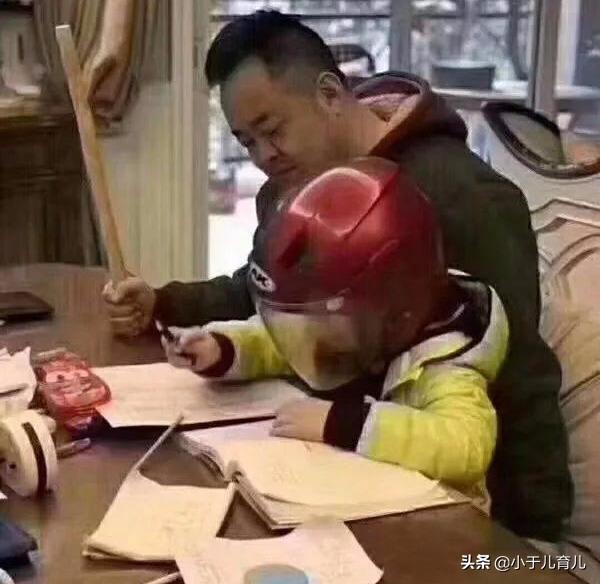 家長要不要幫孩子做作業？德國教育專家已經給出了最佳答案