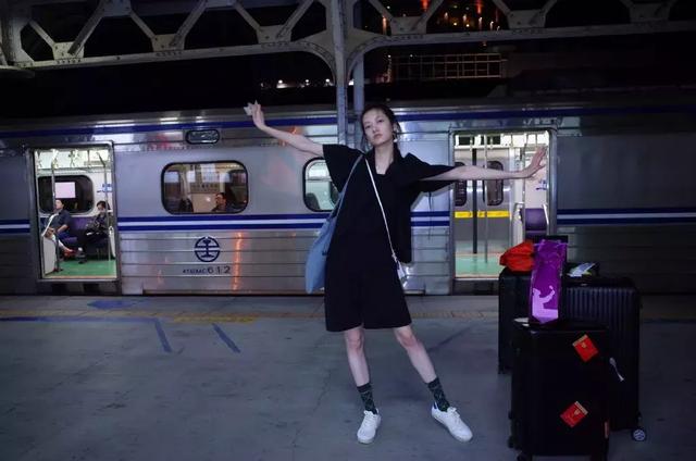 別只知道「泫雅風」了，這些國內女明星的私服更值得學
