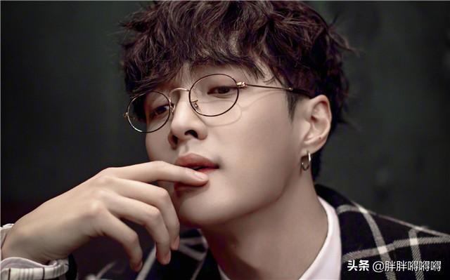 易烊千璽小時候，吳磊小時候，張藝興小時候……網友：好可愛