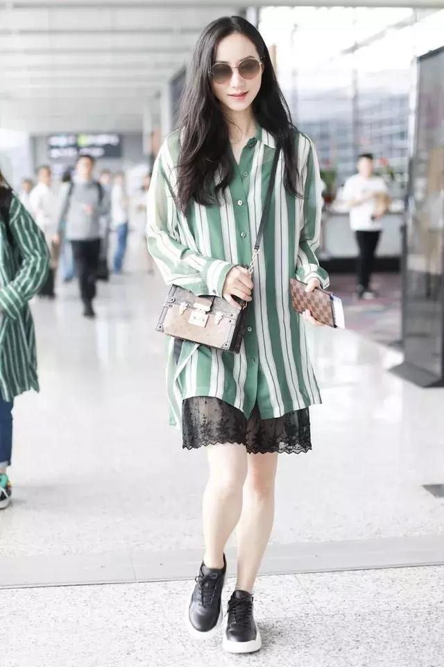 胡杏兒趙麗穎產子，明星辣媽產後修「腹」都靠會穿衣