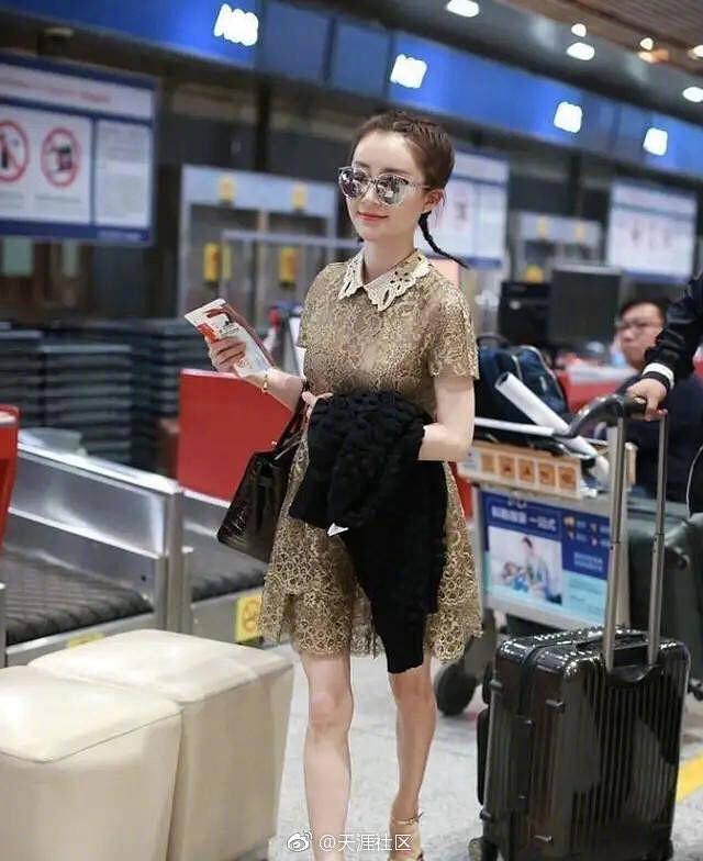 娛樂圈對外貌有多嚴格？看看路人鏡頭下的女明星就知道了
