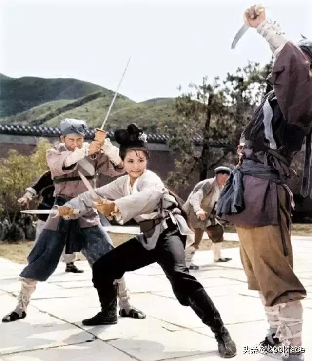 中國第一打女：24歲嫁入豪門懷孕8次流產4次，中年離婚被凈身出戶