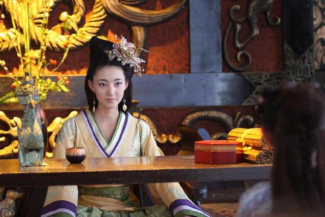 媒體曝王麗坤《美人心計》美照，網友卻因為角色問題吵得不可開交