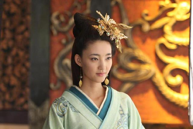 媒體曝王麗坤《美人心計》美照，網友卻因為角色問題吵得不可開交