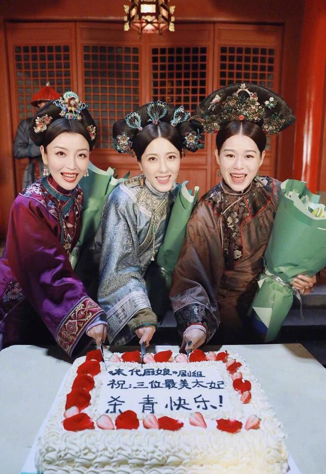 她是港姐，和男友相戀7年卻嫁富商，今40歲剛生二胎仍要拼三胎
