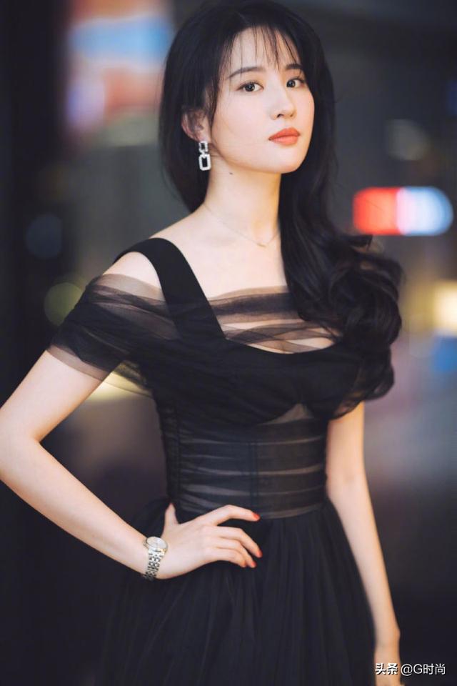 劉亦菲探索現代女性的多面魅力 果然氣質和顏值才是真理