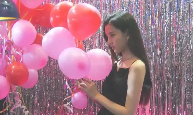 12歲張柏芝16歲劉亦菲17歲宋祖兒，這不是老天賞飯而是給滿漢全席
