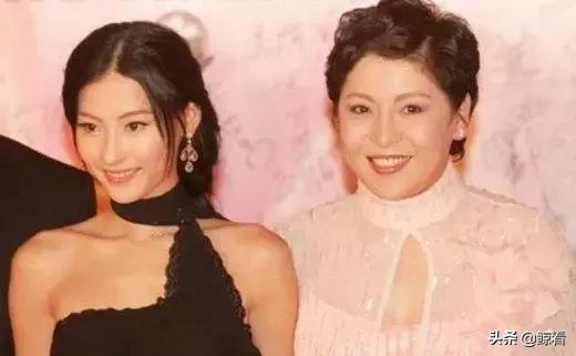 撕張柏芝、救劉德華！她是香港娛樂圈最不能惹的女人