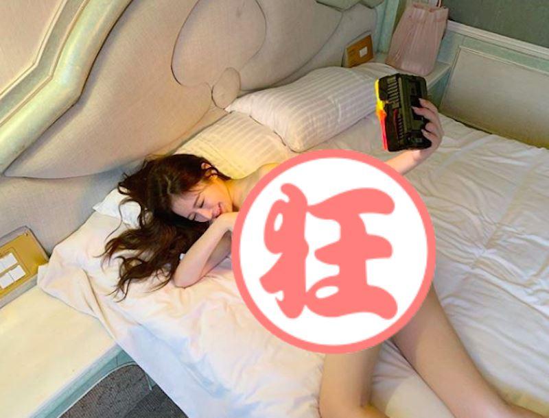 火辣福利滿出來！「超狂正妹」，抓角度擺撩人姿勢更是技巧高超！