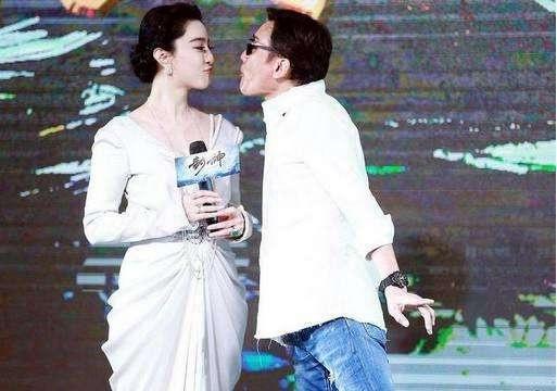 明星們追星也瘋狂，這兩位的非正常舉動，備受大多數人指責