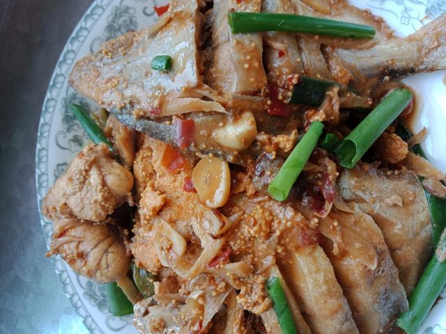 學會這14種雜魚的做法，魚肉鮮嫩，連湯汁也是鮮的，不用買了
