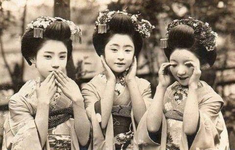 百年前的名妓長怎樣？「絕美仙顏」照片正翻！擺到現代也是大美人...網友：這很可以啊～