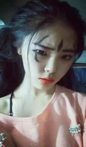 看了容易讓人晚上激動睡不著，媳婦來城裡看我，不懂事，安全褲當短褲穿了！ 