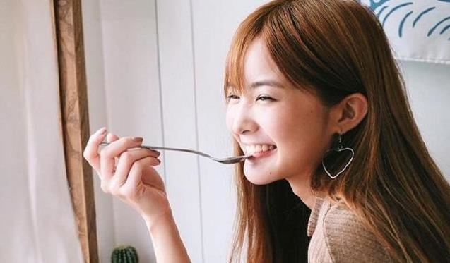 雖然有點笨，但非常招男人疼愛的四大星座女