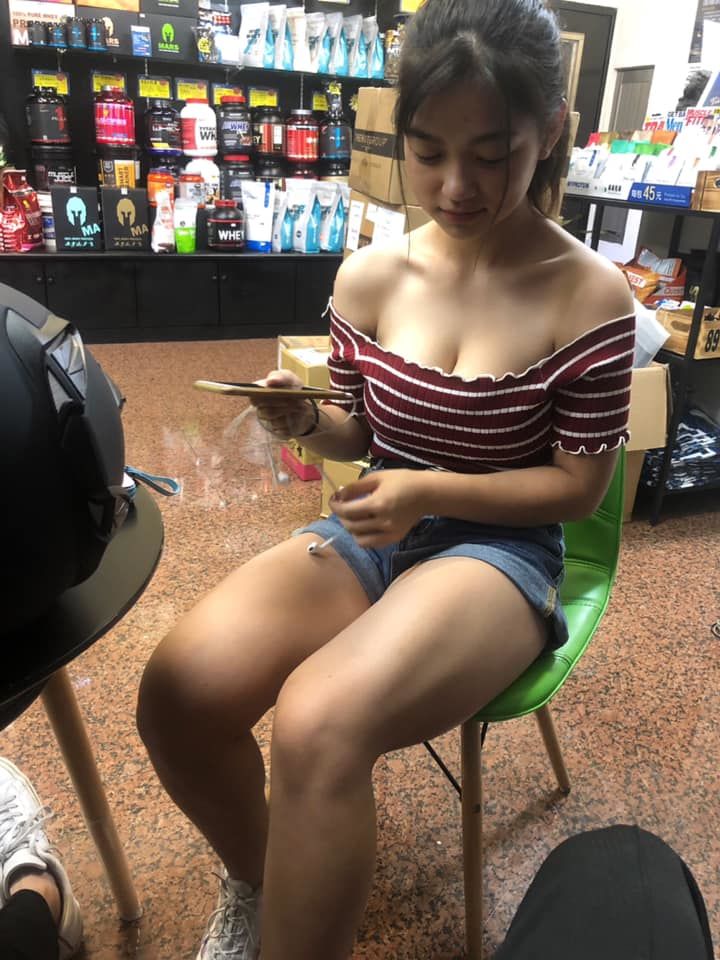 西門町搭訕17歲幼齒健身妹！身形真的有在練…一抬頭竟「撞臉子瑜」：尺寸更升級！