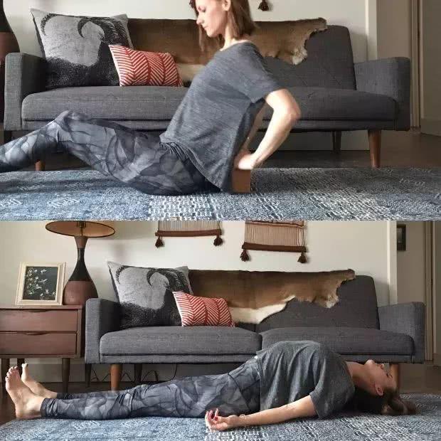 每天堅持做這套動作，女人皮膚水嫩更年輕，60歲不長皺紋~