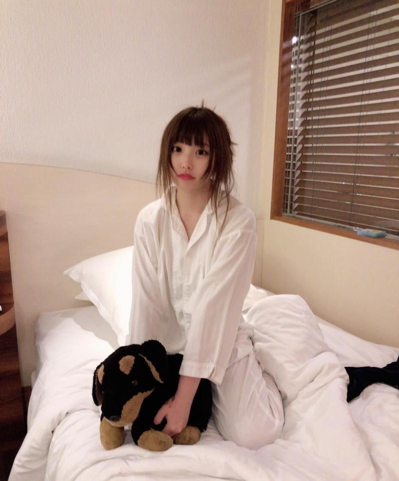 18歲萌萌噠高中妹「五城せのん」妹力無限，比基尼下驚藏「性感曲線」看來事業做很大！