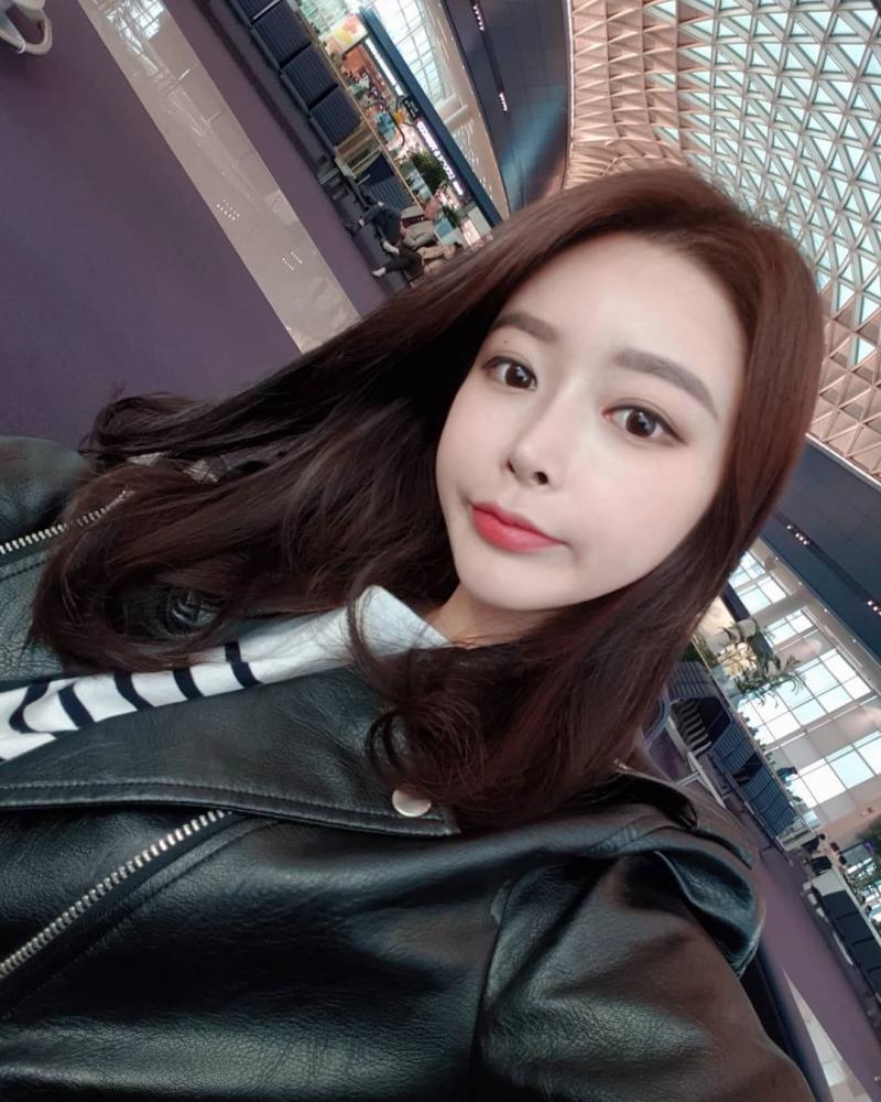 超強誘人性感發電機「소이(soy)」，火辣曲線讓人想把視線移開都很難辦到！