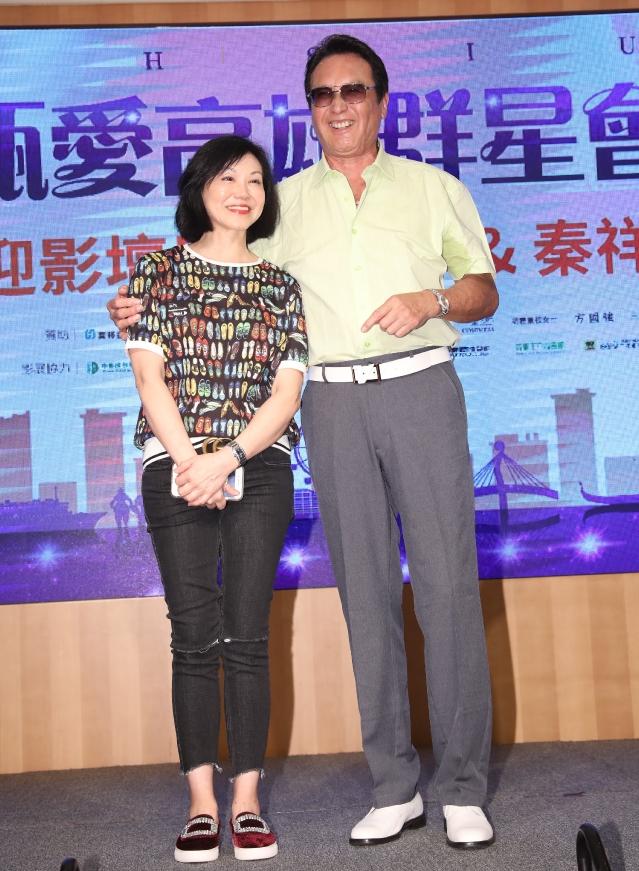 71歲秦祥林公開亮相，談及40年前與林青霞一段情：對她免疫了！