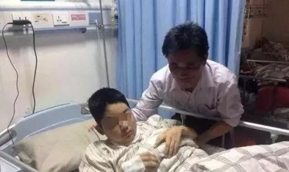八歲男童被醫生斷定孩子骨骼線已完全閉合，不會再發育了，只因媽媽常給吃這幾類食物