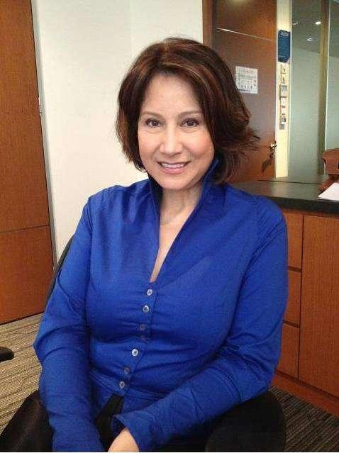 66歲甄妮曾因太美被勸轉學，「丈夫離世」欲輕生被救回　為愛「守寡35年」31歲女兒酷似丈夫