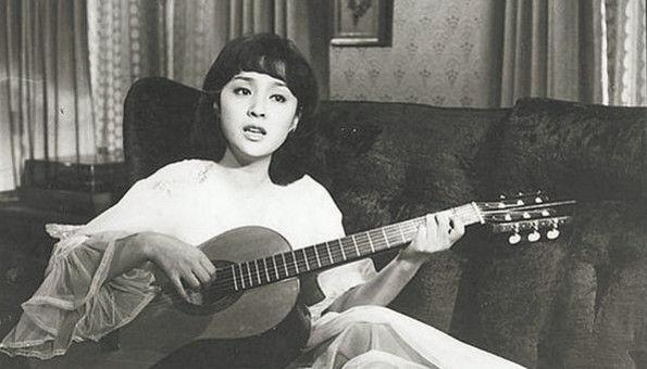 72歲甄珍不適緊急送醫！「因摔倒落病根」前夫43年破冰來台　不計前嫌陪伴「兒不反對兩人復合」