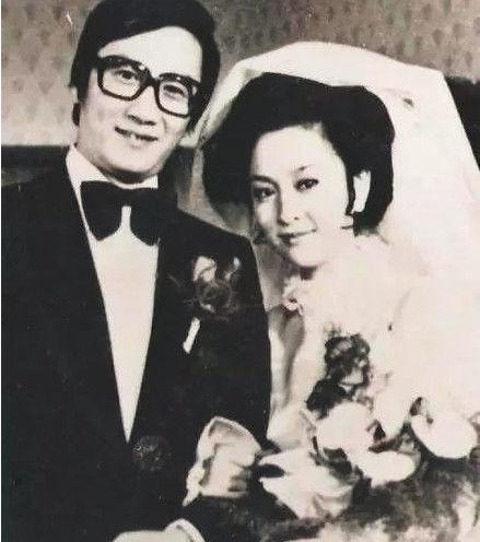 72歲甄珍不適緊急送醫！「因摔倒落病根」前夫43年破冰來台　不計前嫌陪伴「兒不反對兩人復合」