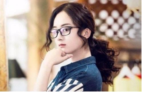 12位女星演繹泡麵頭：楊冪貴氣，楊丞琳搞笑，她最風情，趙麗穎像女學霸！