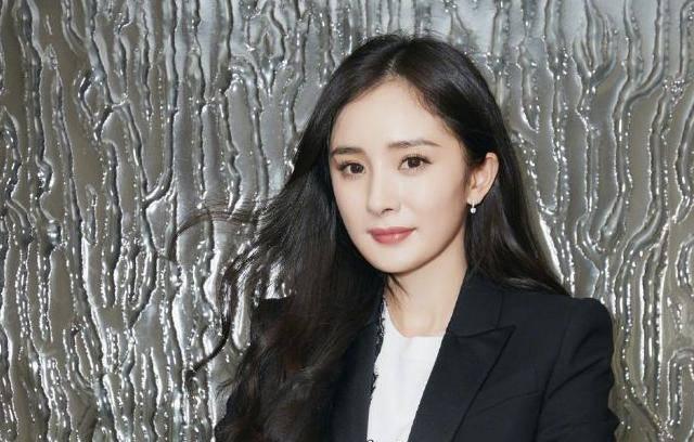 眾明星「老年濾鏡」照：熱巴「力壓Baby」成最美，楊冪看著有點可怕！