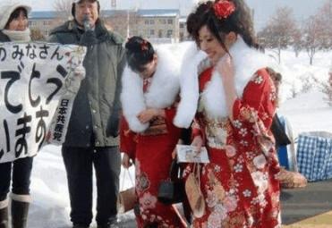 女子嫁給日本老公，婚後遭遇了這種生活，令她十分難堪！ 