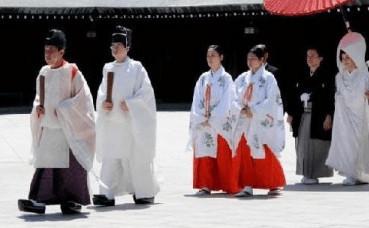 女子嫁給日本老公，婚後遭遇了這種生活，令她十分難堪！ 
