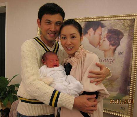 不敢離婚的5位男明星：妻子不僅貌美如花，還全是億萬富翁！