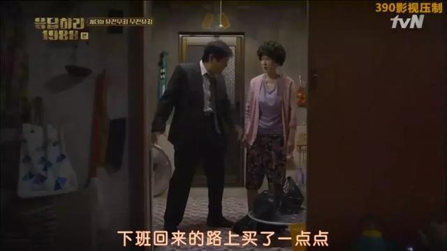 小女孩拉布條要錢，「古天樂」「孫儷」遭道德綁架：我有錢又善良，不代表我欠你！